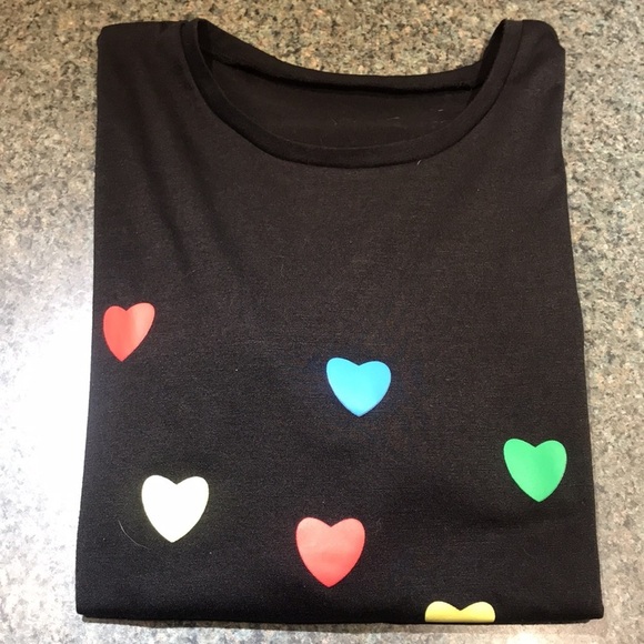 Shein Curve 0XL black short sleeve tee shirt with multi color hearts - Picture 7 of 7